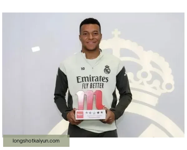 姆巴佩持续提升，成为足坛新偶像备受期待偶像地位